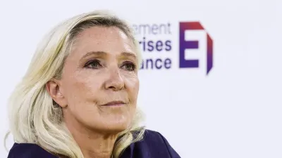 Far-right Le Pen and hard-left Melenchon seen reaching French presidential run-off, poll shows — Daily Maverick