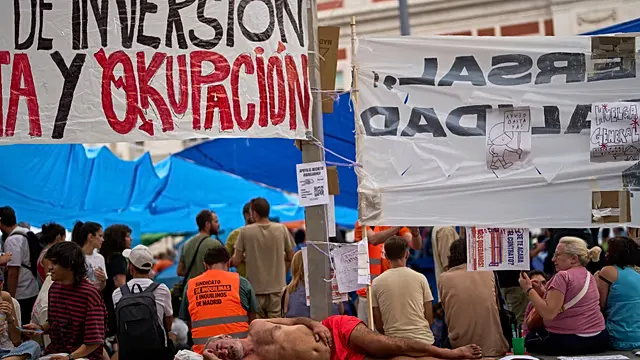 Watch: mass Madrid protests over Maricarmen eviction and housing crisis — photograph supplied by Africanews