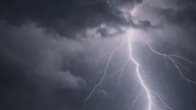 Severe weather alert: Flooding, thunderstorms and damaging winds to hit parts of SA — Cape {town} Etc
