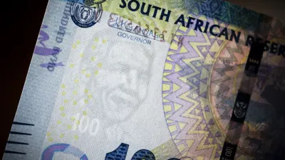 News24 | Fed hawkishness pushes rand to worst level in weeks — News24 Business