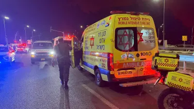 Explosion heard in Netanya after tear gas grenade thrown on residential street — Jerusalem Post
