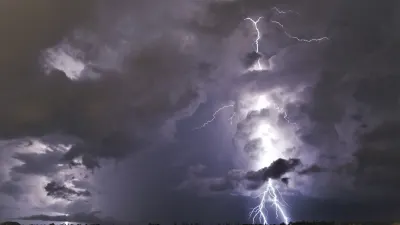WEATHER: SA faces thunderstorms, hail, and powerful winds — SAPeople