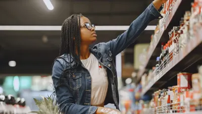 Retailers slug it out as FMCG sector faces middle-market squeeze — BusinessLIVE