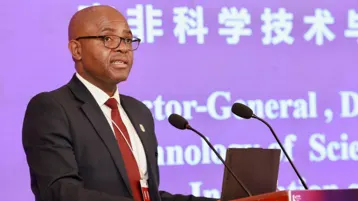 Call to close SA research funding gap — SAnews.gov.za