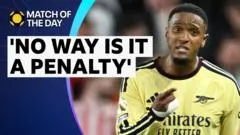 Referee 'completely wrong' to award penalty - Williams — BBC Sport