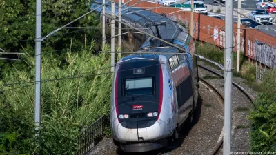 France: Sabotage suspected in train derailment — Deutsche Welle