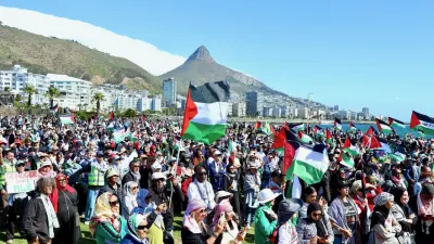 Thousands march in Cape Town for freedom in Palestine — Ground Up