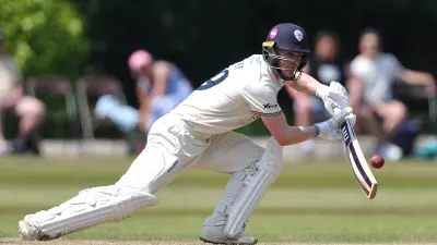 Kent up against it as Derbyshire set improbable 434-run target — ESPNcricinfo