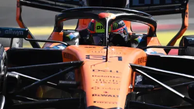 Piastri hit twice on first lap, Antonelli wins thanks to safety car luck — ABC News Australia