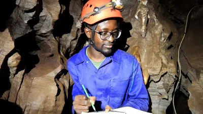 ROVING REPORTERS: Inside the Gauteng caves where rocks reveal the mysteries of Homo naledi — Daily Maverick