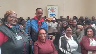 Khayelitsha traders demand water, power and a fair chance — Scrolla Africa
