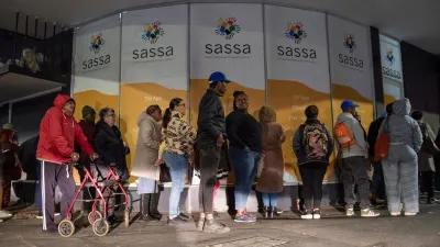 SOCIAL (IN)SECURITY: A Cape Town mother buys bread on credit to stretch her children’s grants, then spends payday settling the debt — Daily Maverick