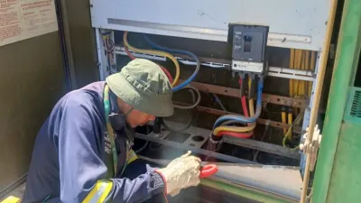 City Power restoring power in Joburg inner city after substation fire — SABC News