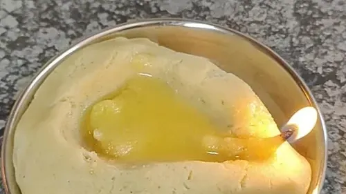 WATCH: How to make a Maavilakku (rice lamp) with Aunty Babez — photograph supplied by IOL (site feed)