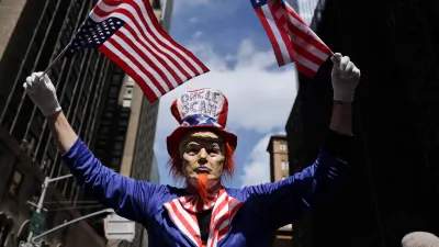 Americans see sprawling government corruption, poll finds — Semafor Africa