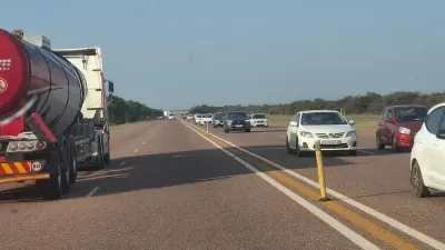 Head-on crash on R101 claims four lives in Limpopo — SABC News