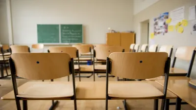 Parents at Bloem school call dissolution of part of the SGB — SABC News