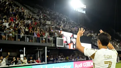 Thrive Capital led VCs into pro sports ownership; Collaborative Fund just upped that play — TechCrunch