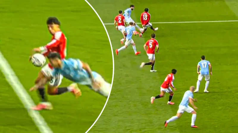 Awarding Man City's winner at Man Utd an error, admits refereeing body — photograph supplied by Sky Sports